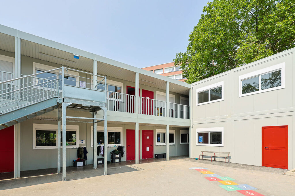 école temporaire modulaire